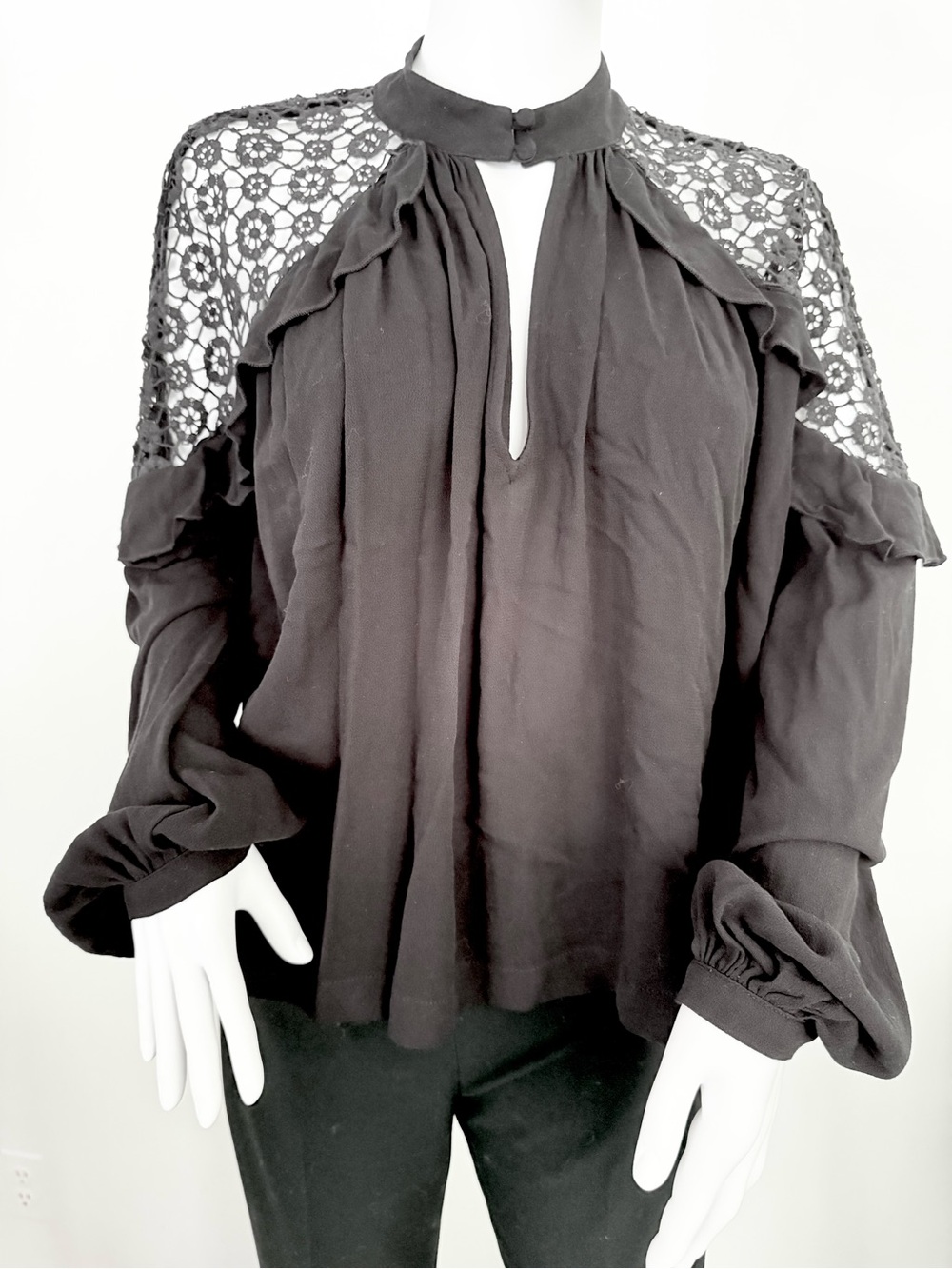 Free People. Little bit of love top. - Picture 4 of 7